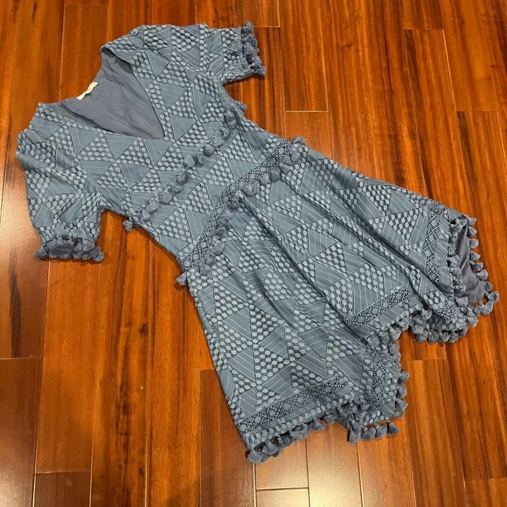 TULAROSA Blue Crochet Dress Lace Pom Pom Tassel V-Neck‎ Short Sleeve Size XXS